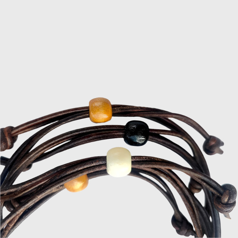 Leather bracelet Savior Doubt not, Fear not - English or Spanish