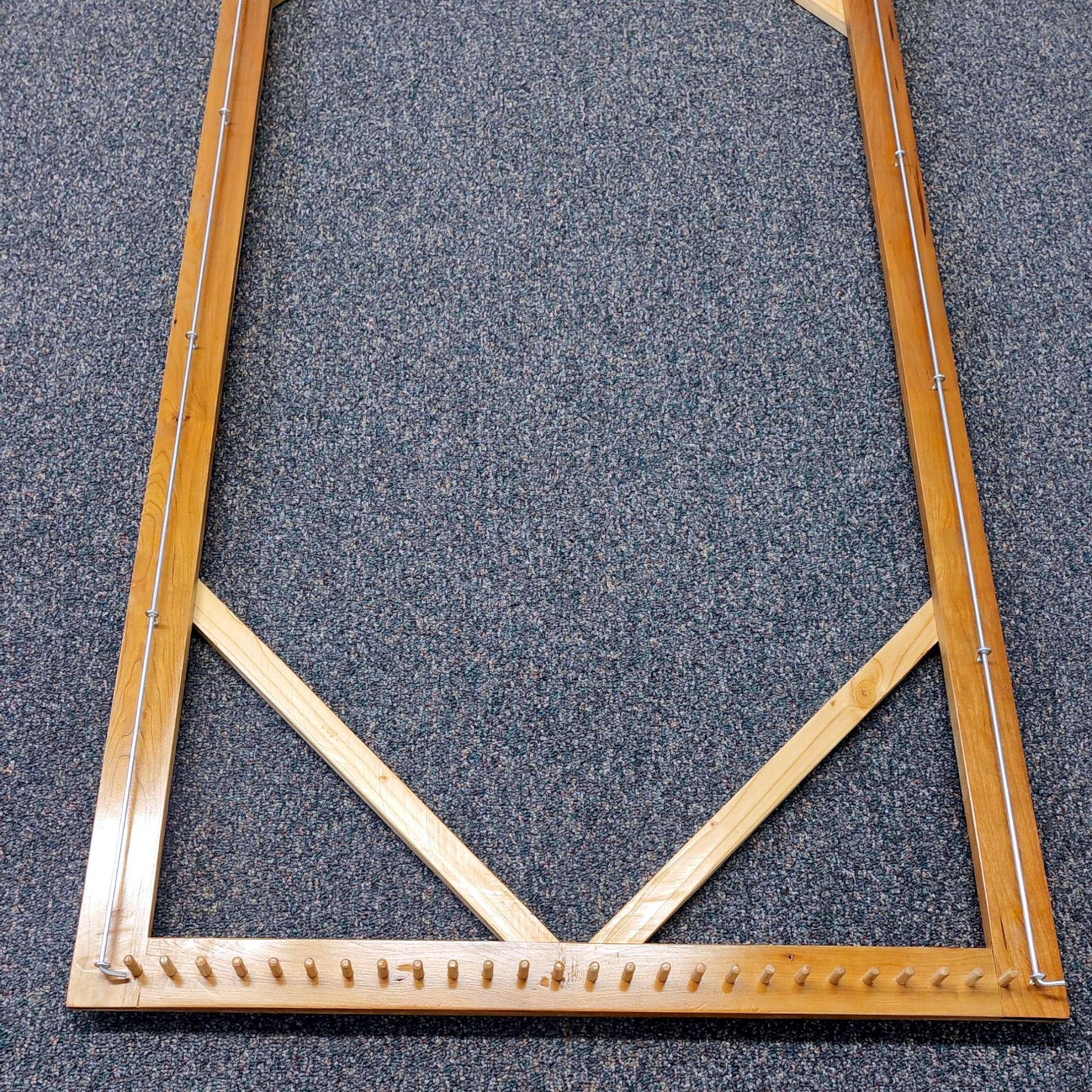 Hard Wood Hand Loom 3' x 6'